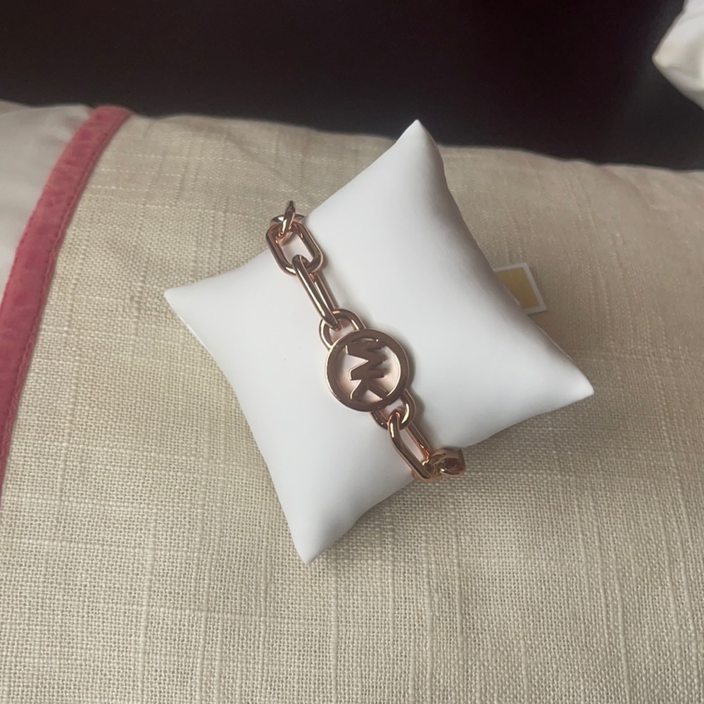 Michael Kors Rose gold tone MK LOGO Long Link Toggle Bracelet MKJ7745791